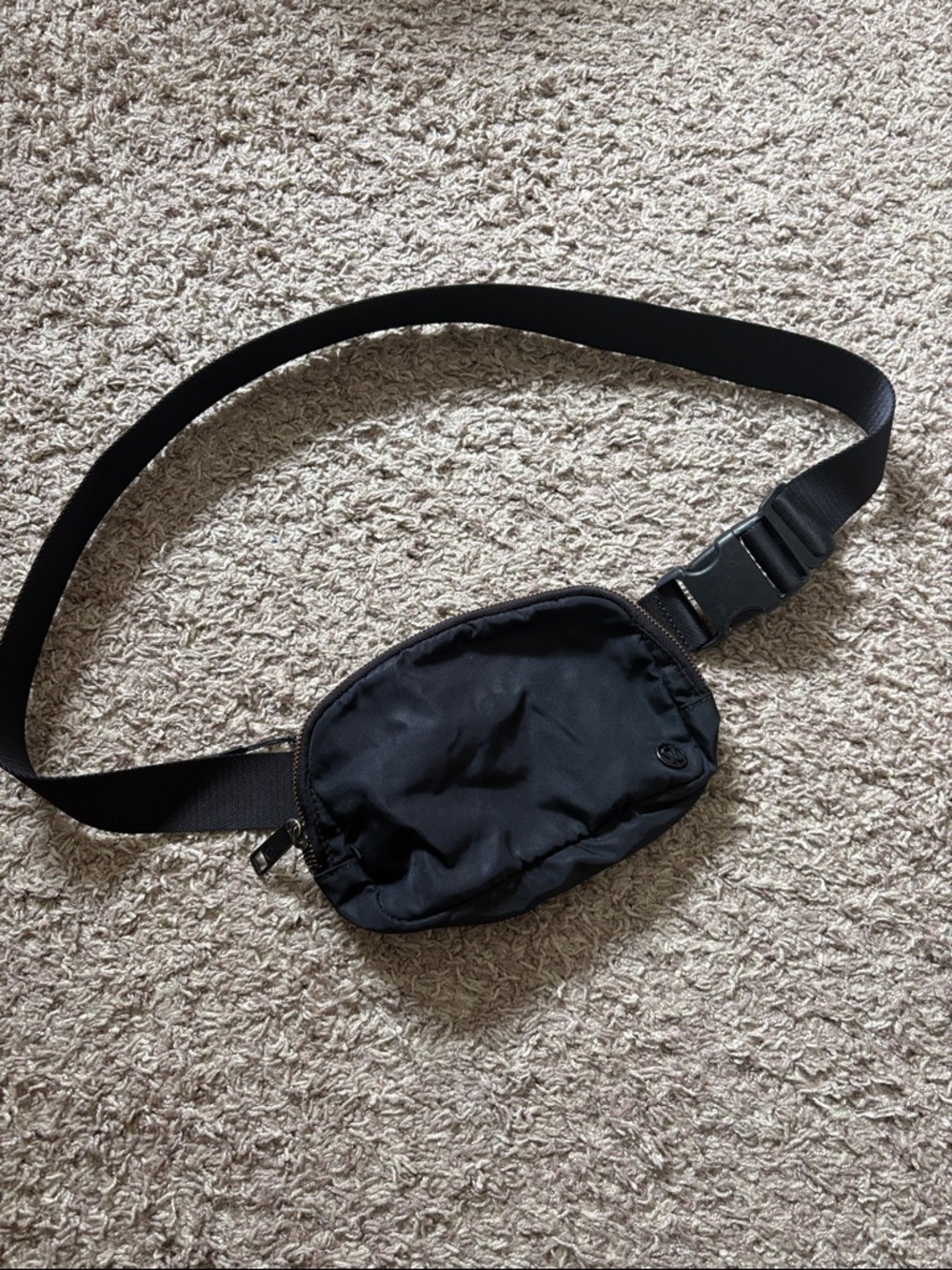 Black Lululemon 1L Everywhere Belt Bag with Adjustable Strap + Metal Zipper